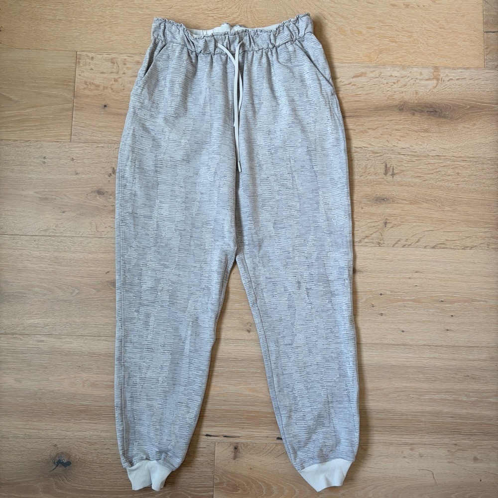Lululemon Womens Sz 8 Stretch High Rise Jogger Linear Tempo Jacquard Silver *G19